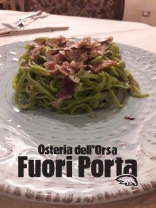 Tagliolini verdi con prosciutto toscano saltato e tartufo bianco